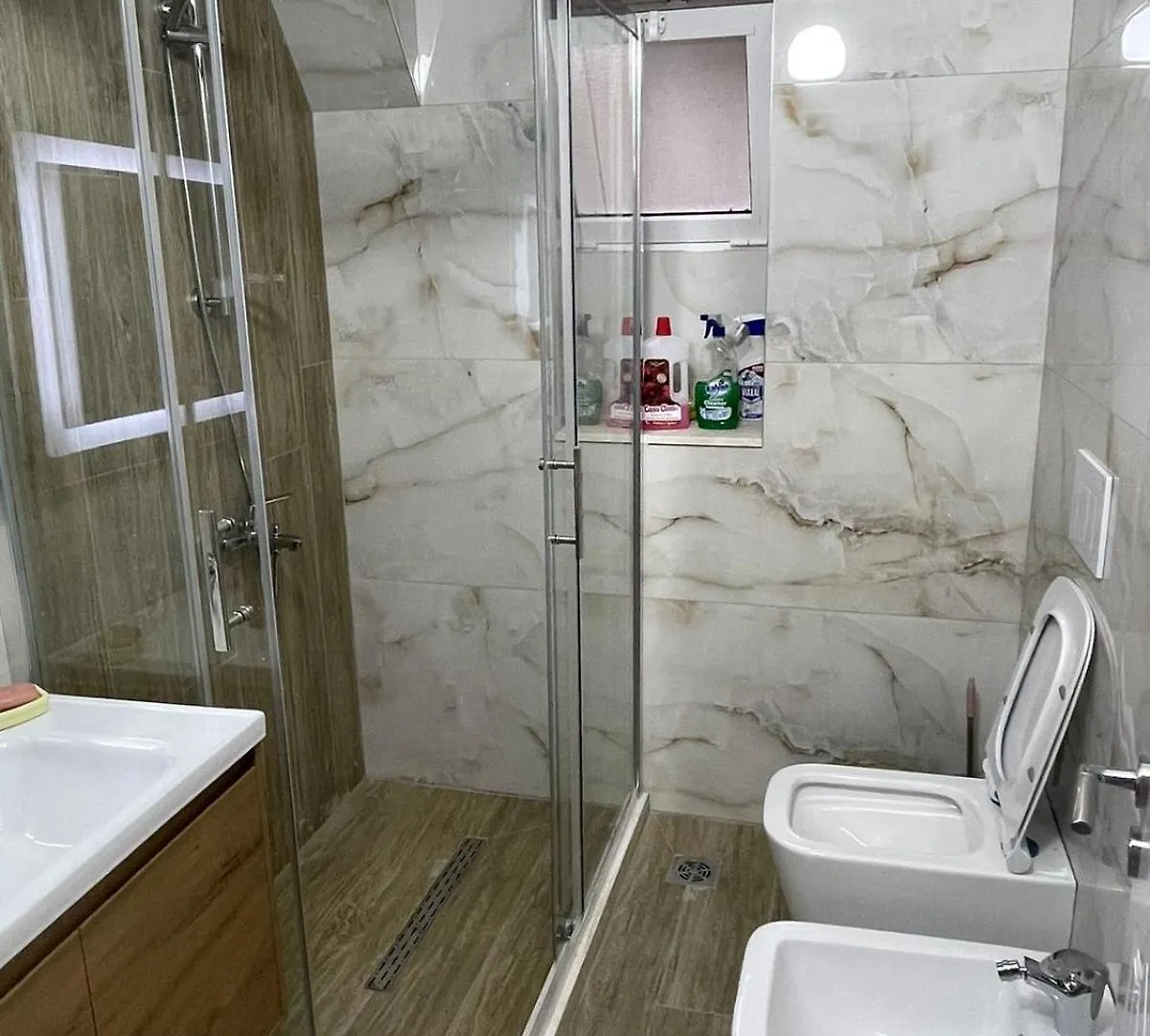 Center Apartment Shkoder